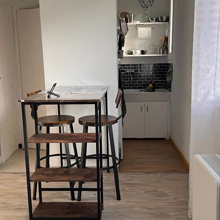 Studio Rennes Les Bains Au Pied Des Thermes Buitenkant foto